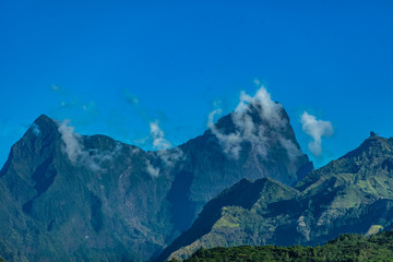montagnes de Tahiti