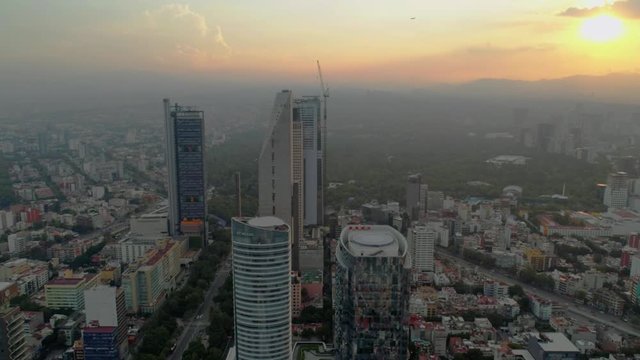 Atardecer en la Ciudad de M&eacute;xico