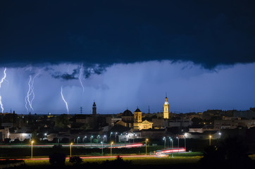 Noche de tormenta electrica con rayos, en la zona de Borbotó, en Valencia, Españala noche del 10...