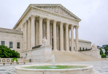 US Supreme Court building in Washington DC - obrazy, fototapety, plakaty