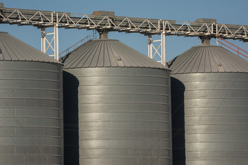 metal grain bins