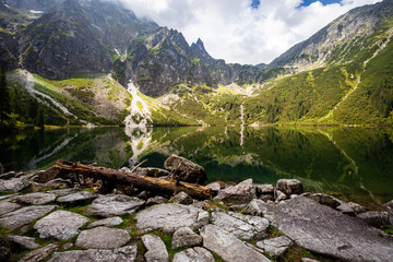 Eye of the Sea lake in High Tatra mountains, Poland © Nickolay Khoroshkov