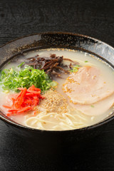 とんこつラーメン