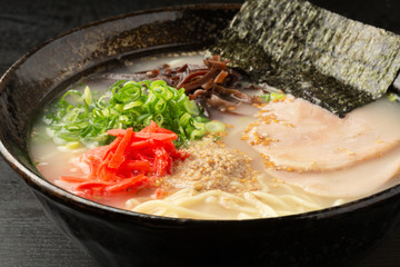 とんこつラーメン