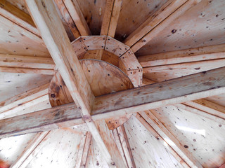 Construction of a gazebo ceiling