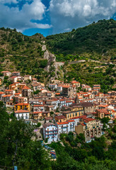 Fototapeta premium Lucania - Veduta del meraviglioso borgo di Castelmezzano
