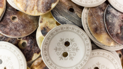 Gemischte Perlmutt Knöpfe