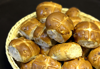 Fototapeta na wymiar traditional hot cross buns
