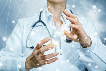 Doctor examines the main symptoms .