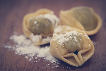 Fototapeta na wymiar Italian Tortelloni made of spinach