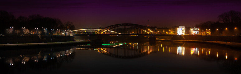 Fototapeta na wymiar Most o świcie #3