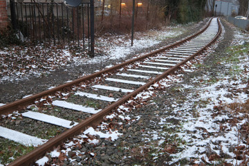 Gleis im Industriegebiet