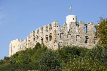 Zamek Rabsztyn – ruiny średniowiecznego zamku leżącego na Jurze Krakowsko-Częstochowskiej, © JDziedzic