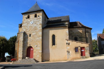 Fototapeta na wymiar Eglise de Saint-Raphaël.(Dordogne)