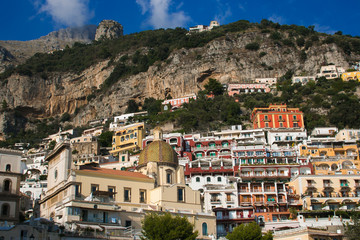 Fototapeta na wymiar Veduta panoramica del centro storico di Positano in Campania, Italia