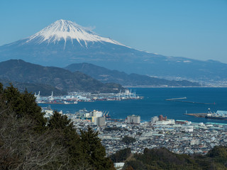 富士山と清水港