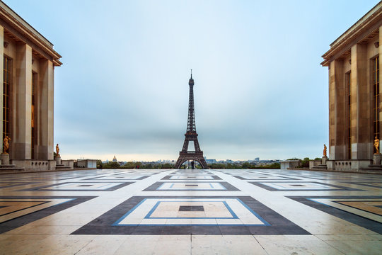 Beautiful view of the Eiffel tower seen from Trocadero square in Paris, France
