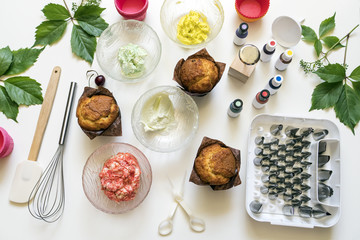 on white background cake molds, spatula, corolla, cones for cream, korean buttercream flowers