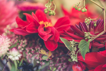 Herbstliche Blumen Deko / Tisch Dekor