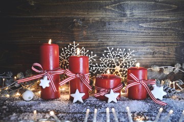 Rote Adventskerzen  - vierter Advent