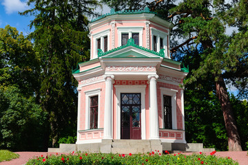 Pavilion on the island of love in Sofyivka park
