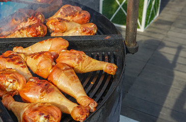 The meat is cooked grilled. Barbecue on the coals.