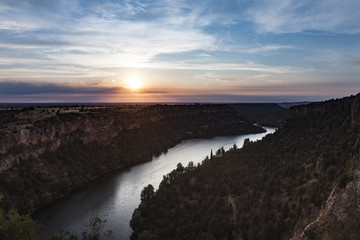 PUESTA DE SOL EN EL CAÑON