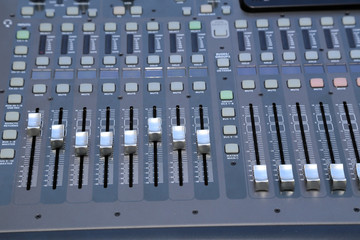 equipment for sound mixer control, electornic device