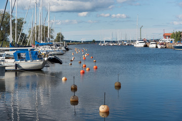 Obraz premium boats in the swedish port of Mariestad