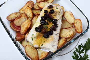 Pesce merluzzo al forno con patate