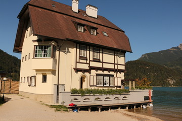 Historisches Haus am Ufer des Wolfgangsees in St. Gilgen im Salzkammergut
