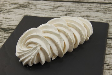 Meringue sur une ardoise