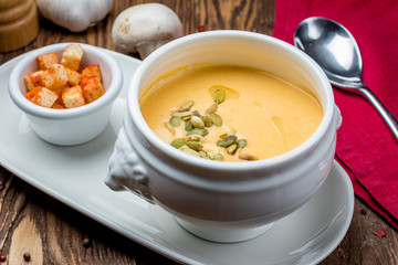 Soup cream of pumpkin