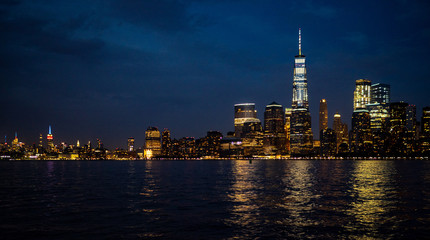 panorama of downtown and midtown Manhattan at night