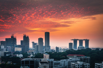 Fototapeta na wymiar Singapore city and business center at Marina Bay, City landscape