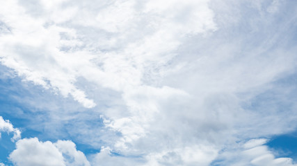 Obraz premium 青空・雲