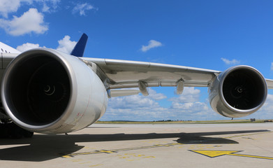 Airbus A380 à l'aéroport