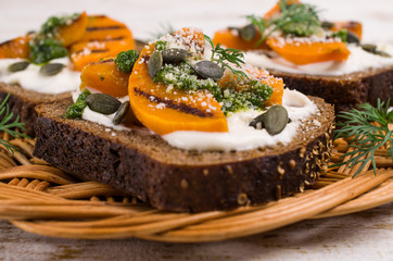 Sandwiches with roasted pumpkin