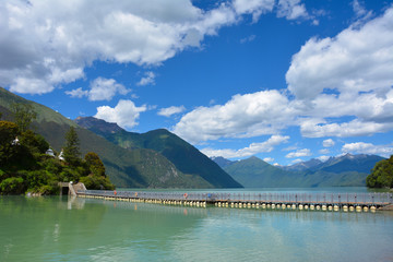 Obraz premium lake in the mountains