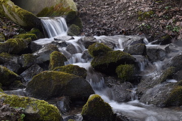 Fasserfall Fluss Steine