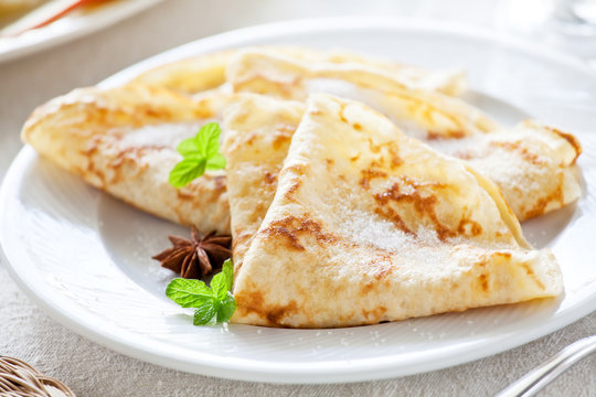 French Crepes With Sugar