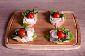 Funny face breakfast sandwich for kids