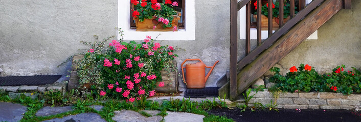 Naklejka premium windows decorated with flowers