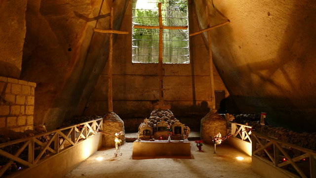 Napoli Cimitero delle Fontanelle