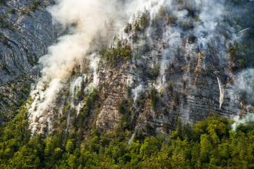 Feuer Brand Berg Alpen Waldbrand Österreich