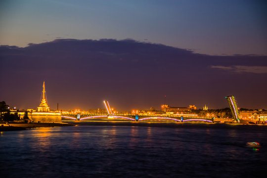 Divorce of bridges in St. Petersburg. Night city of Russia. The Neva River