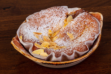 Sponge cake dessert