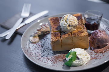 Honey Toast