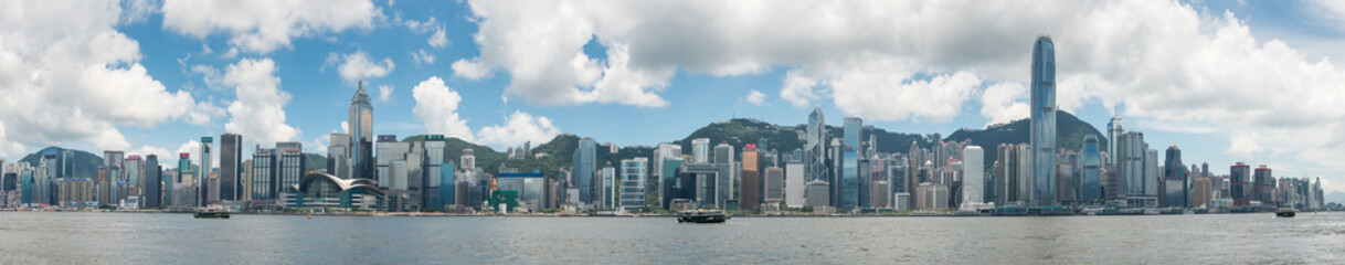 Fototapeta na wymiar Panorama view of Hong Kong skyline from kowloon