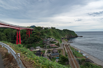 Fototapeta na wymiar 米山大橋と海のある景色　新潟県　柏崎